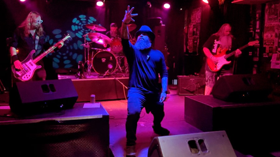 The Dreadfields live