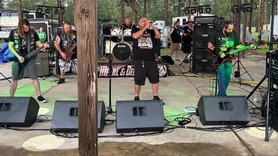 No End In Sight live