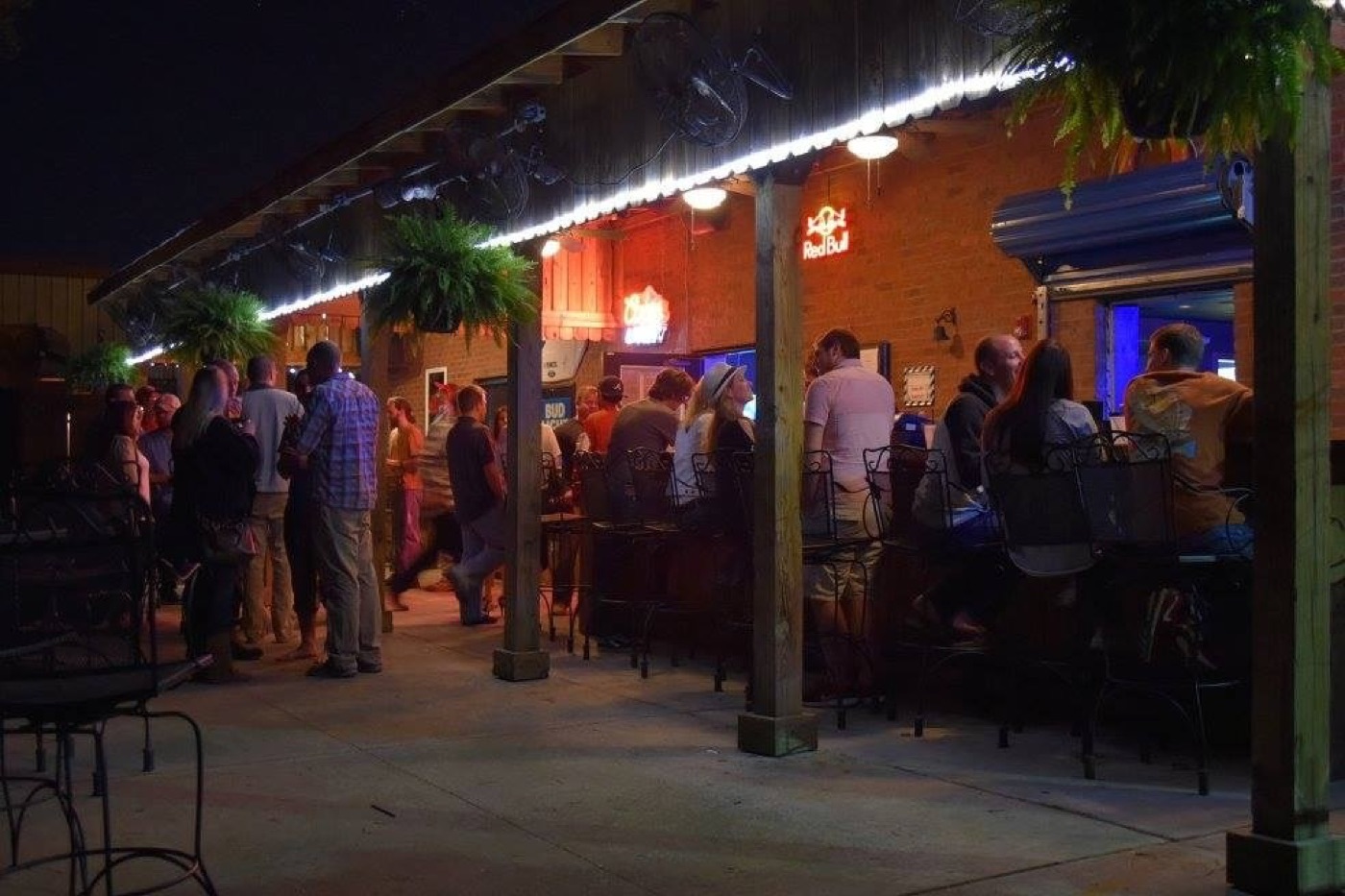 SideTracks Music Hall